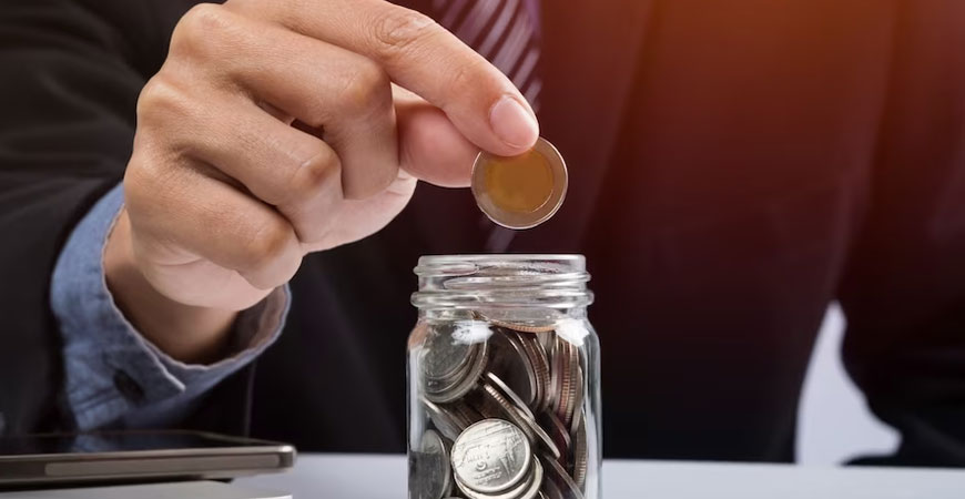 How do I create wealth by investing money in real estate